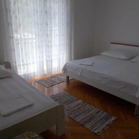 Apartment Belas *