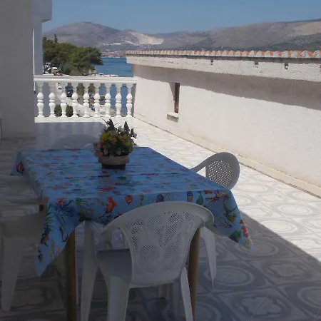 Belas Trogir