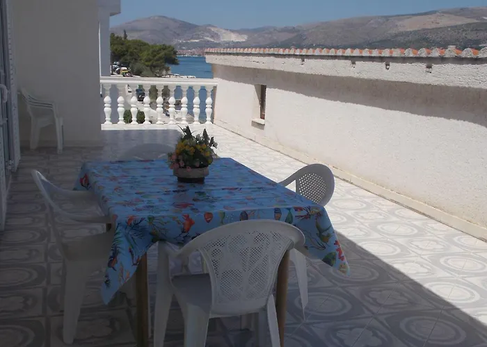Belas Trogir